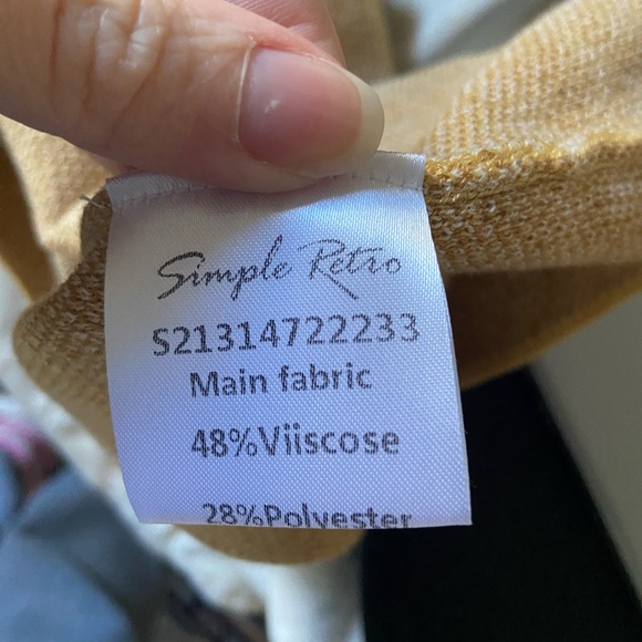 Ariana Floral Knit Dress - Picture 6 of 6